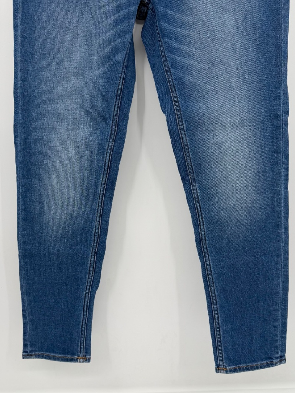 Vigoss Jeans Women 28 Blue Thompson Tomboy Mid Rise Tapered Stretch Denim - Picture 3 of 16